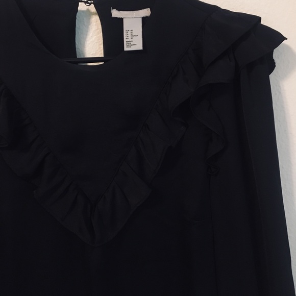 H&M Black Ruffle Top - Picture 2 of 4